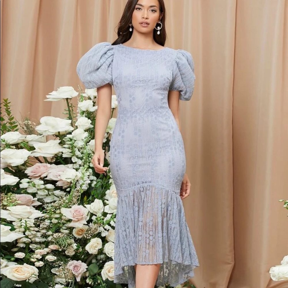 Puff Sleeve Fishtail Hem Lace Dress